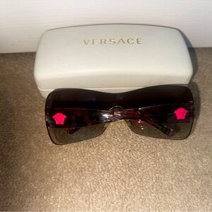 Turn Heads in Brand New Versace Sunglasses 😎✨